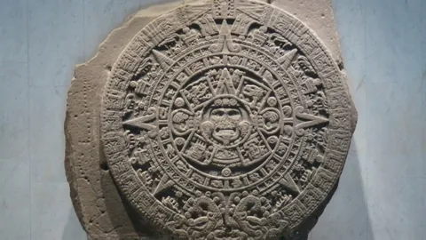 英超赛程进球榜：萨拉赫以51球独占鳌头，哈兰德紧追不舍